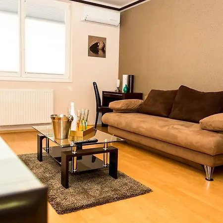 Apartman Arpad Bridge