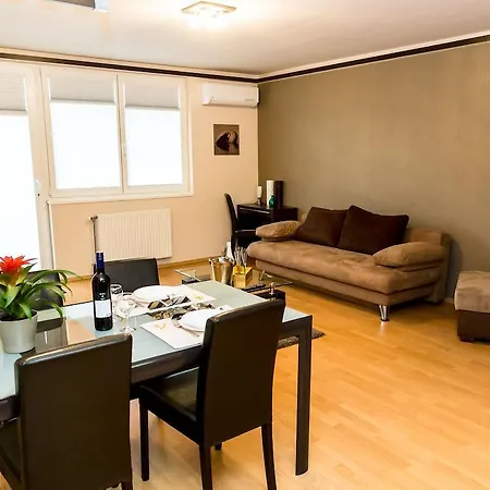 Apartman Arpad Bridge *