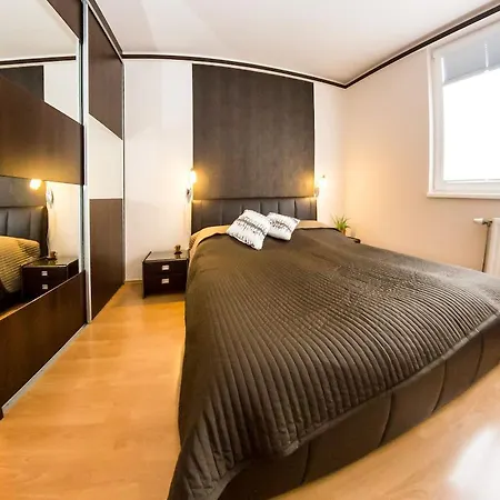 Arpad Bridge Budapest