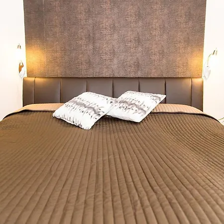 Arpad Bridge Βουδαπέστη